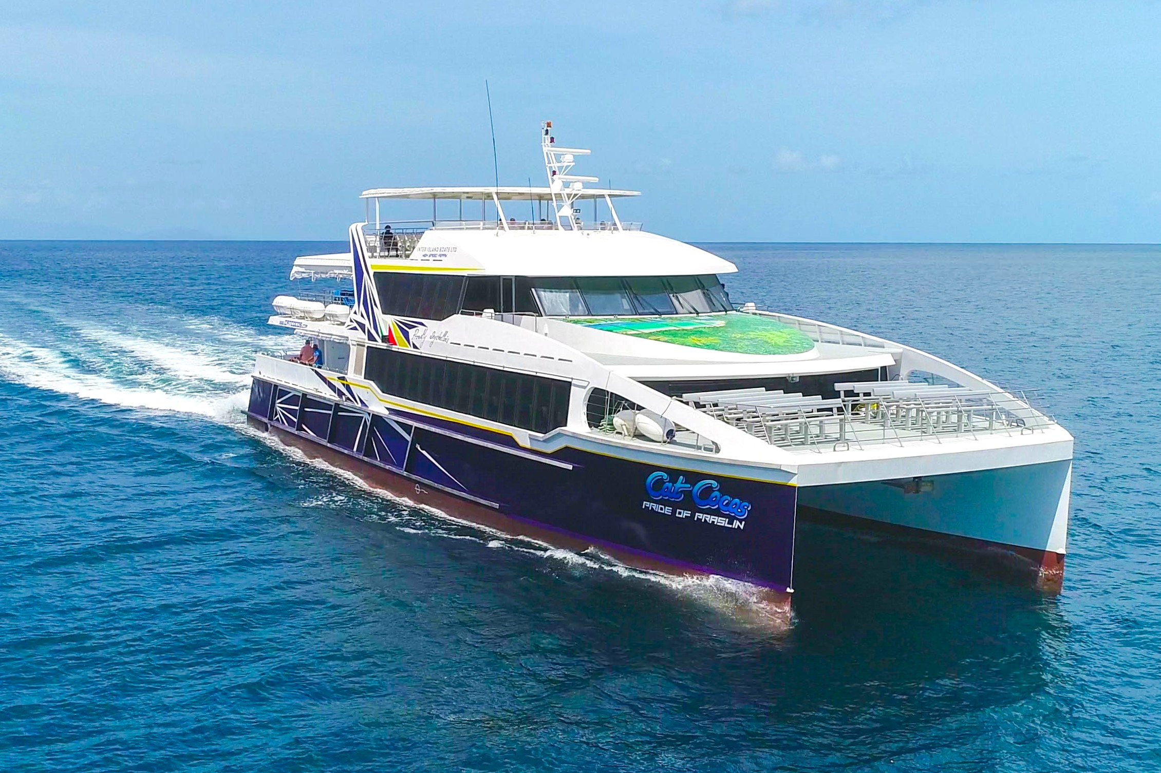 Cat Cocos - Pride of Praslin Ferry