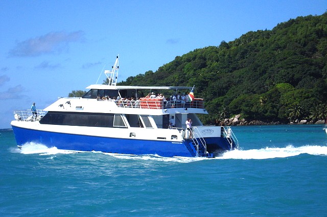 Cat Rose Ferry - Praslin to La Digue